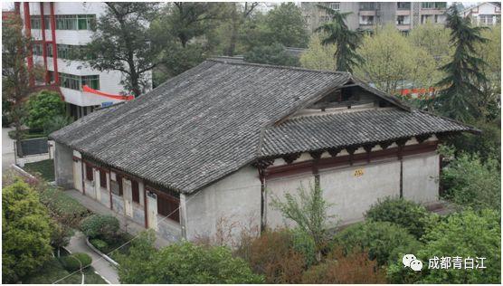 未来12小时内可能出现道路结冰！雪景虽美，也要注意安全