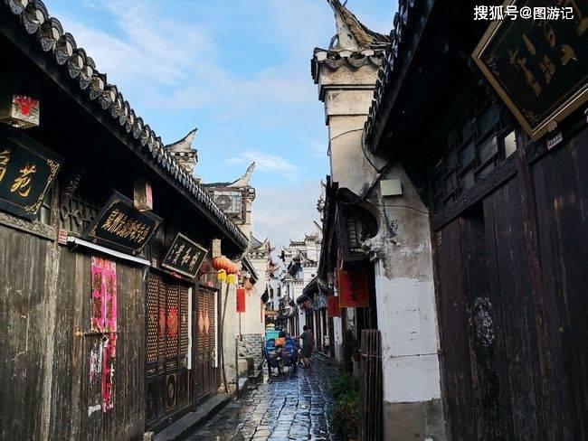 揪心!青岛一4岁男童从4楼坠落昏迷多天,又是因为……家长痛哭:太后悔